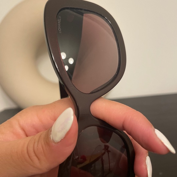 Chanel rectangle sunglasses red burgundy color current style - Picture 12 of 16